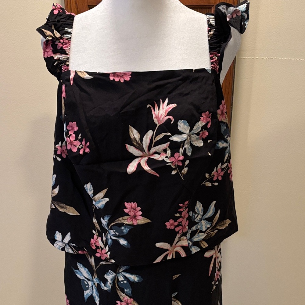 NWT Torrid Black and Pink Floral Top and matching pants - size 1X - Picture 3 of 14